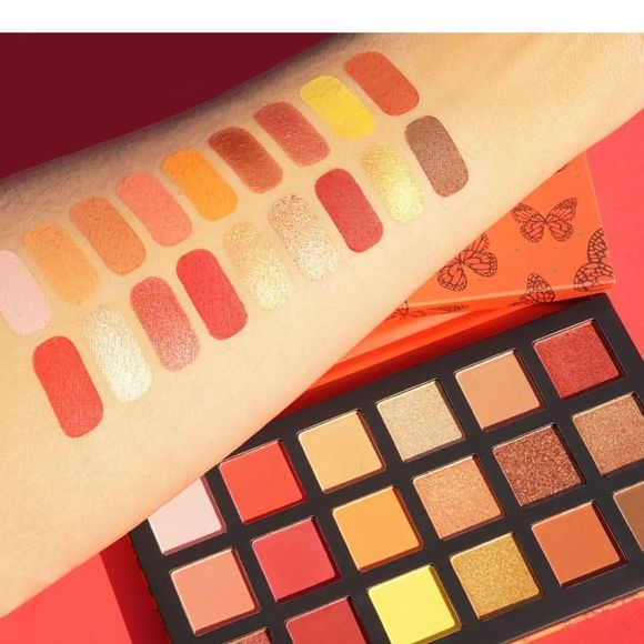 Kara Beauty Magic In The Air Eyeshadow Palette - Picture 2 of 4